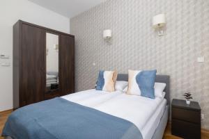 Unique Rzeszowska Apartment in Kazimierz by Noclegi Renters