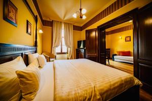 Joy City Stay Modern Elegance & City Panorama