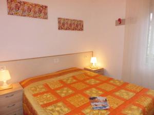 Cozy villa steps from the beach