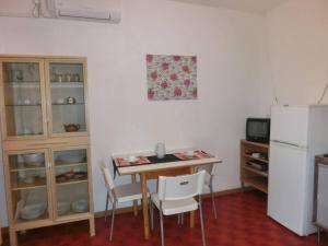 Cozy villa steps from the beach