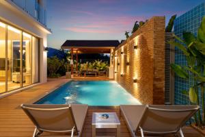 Duplex 5 & 4 BR Private Pool Villa - Laguna Phuket