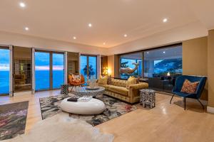 Clifton YOLO Spaces - Clifton Mansion Villa