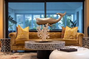 Clifton YOLO Spaces - Clifton Mansion Villa