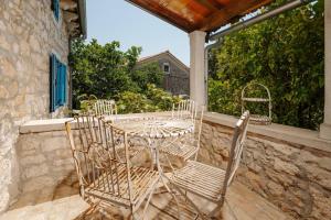 Villa Istrian garden