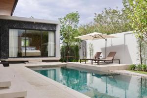Botanica - Bali Style Luxury 3 BR Private Pool Villa