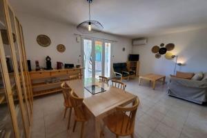 Le Salvador paisible maisonette pour 4