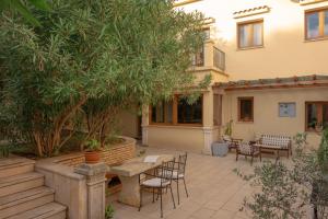 Bamboo Garden Oasis with Pool