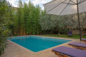 Bamboo Garden Oasis with Pool