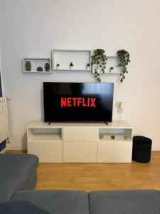 Be Your Home - Downtown 7