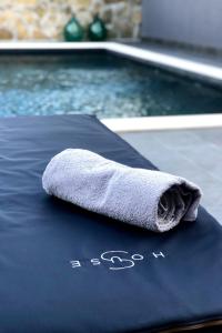 Villa House S by Villas Guide