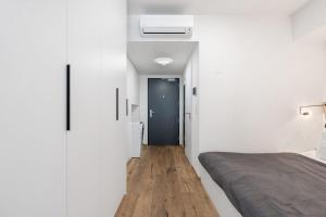 REAL Living by REFA Karlin 307