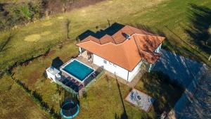 Beautiful villa Petar with pool in Brtonigla