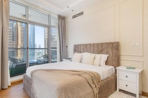 Marina Escape Spacious Skyview 2BR