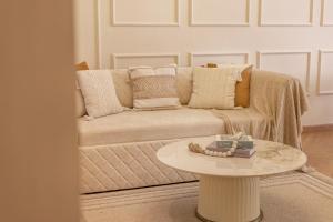 Marina Escape Spacious Skyview 2BR