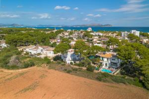 Villa Bauló Beach Cycling