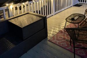 Caravan - Sleeps 6 - Short Walk to Rhyl Beach