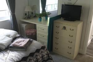 Caravan - Sleeps 6 - Short Walk to Rhyl Beach