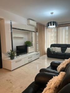 Eox Apartments Copou near Parhon