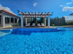 Holiday home Maja with pool, sauna and whirlpool