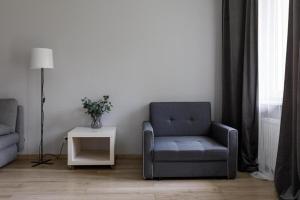 Chic Apartments - City Center - Great Location - Widok street