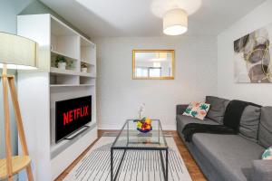 Central 1BR Full Bath near Farringdon for 4