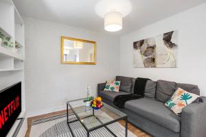 Central 1BR Full Bath near Farringdon for 4