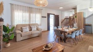 Villa Gran Solano Colmenar by Ruralidays