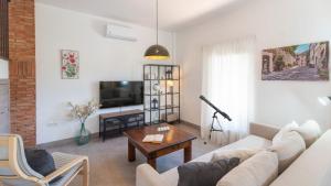 Villa Los Ruedos Riogordo by Ruralidays