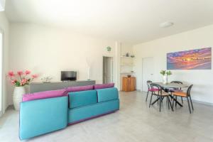 Sea view apartment Castiglione by Villaflair