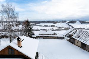 Pelíšky - Cozy Mountain Den with Large Bathroom