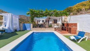 El Río Torrox by Ruralidays