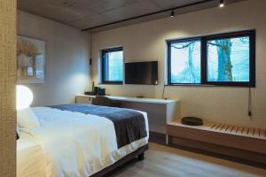 Hôtel Les Ardillières du Pont dOye