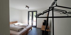 Bellinzona, bed & breakfast di D, alloggio in casa privata con accesso privato con colazione