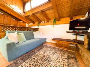 Casa Flora -lakefront and Tre Cime view