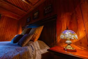 Cuibul de Munte - Cabană în Breaza cu Ciubăr și Foc de Tabără 6-12 Persoane