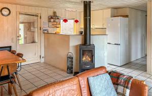 4 Bedroom Amazing Home In Ørsted