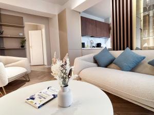 YANG 23rd Floor Panoramic View & King Bed Luxury