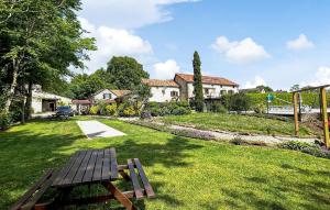 Lovely Home In Jouqueviel With Swimming Pool