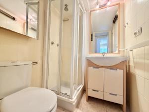 Yago Levante Seafront