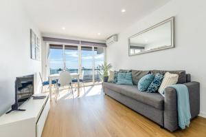 Casa dos Cotas - Amazing Seaside Apartment with Balcony