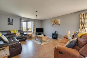 3 Bed in Coelbren oc-way238