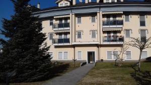 Vittuone Station to RhoFiera e Milano City - 3 letti - 2 camere - 2 bagni