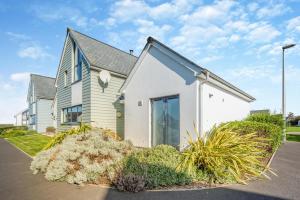 3 Bed in Westward Ho oc-puttsb