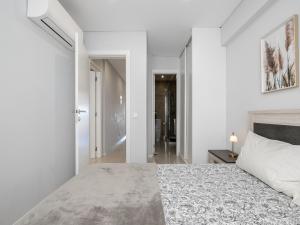 Akisol Quarteira Cranberry