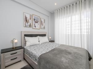 Akisol Quarteira Cranberry