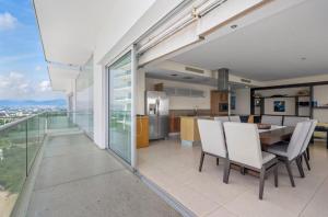 Peninsula Puerto Vallarta condo on 21st floor!