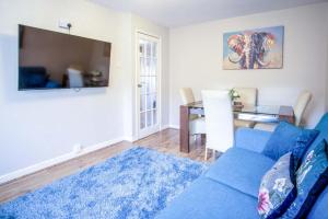 Gellionen - 2 Bedroom House - Clydach