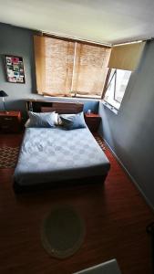 Cómoda Habitación doble, baño privado cercana al metro en Las Condes