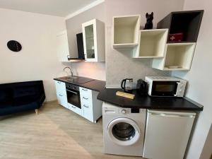 Lake & Pool - Sirmione and Peschiera del Garda