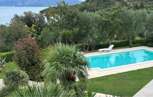 Beautiful Apartment In Trpanj With Wifi